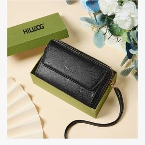 Black Women's Wristlet Wallet